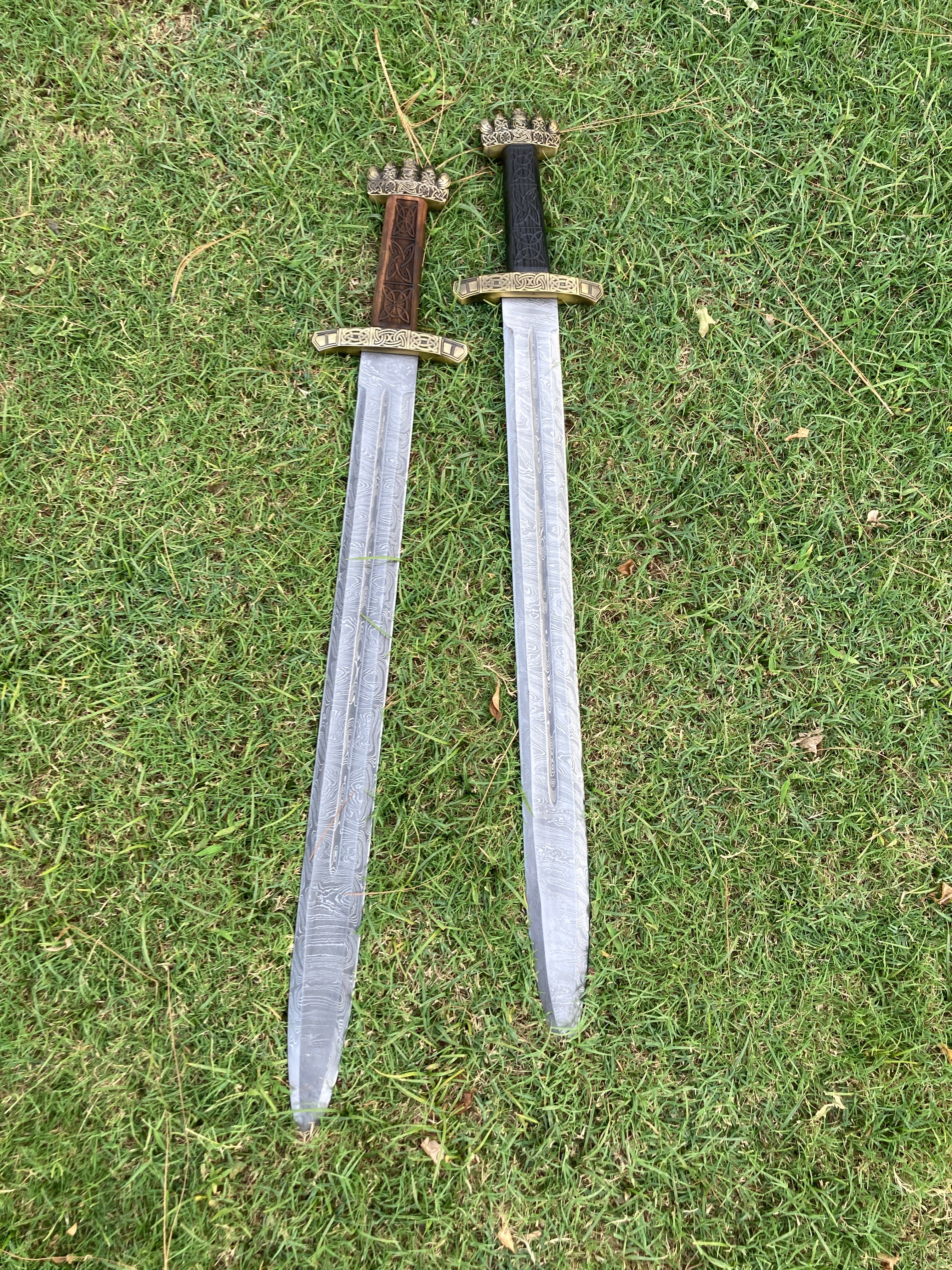 Handmade Damascus Viking Sword | Norse Warrior Sword with Celtic Engraved Handle | Medieval Fantasy Sword | Viking Gift for Men | Collector Display Sword