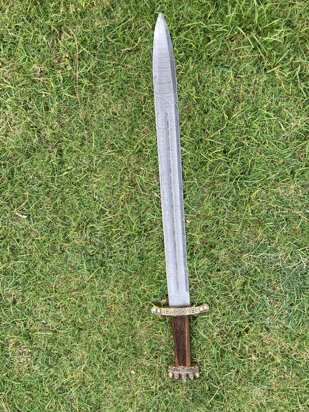 Handmade Damascus Viking Sword | Norse Warrior Sword with Celtic Engraved Handle | Medieval Fantasy Sword | Viking Gift for Men | Collector Display Sword