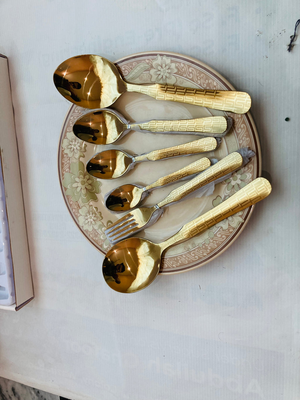 29 pcs Versace design Stainless steel Golden Cutlery Set of spoons