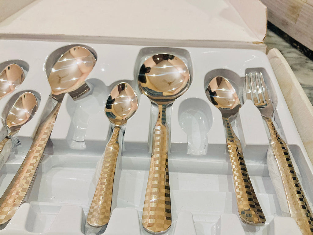 29-Piece Stainless Steel Cutlery Set | Luxury Silver Flatware Set with White Floral Handles | Spoons, Forks & Serving Utensils